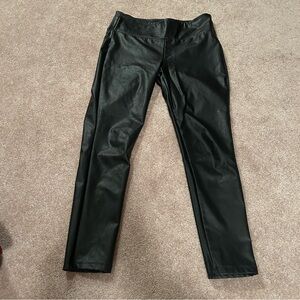 Kendall & Kylie Faux Leather Leggings/Pants